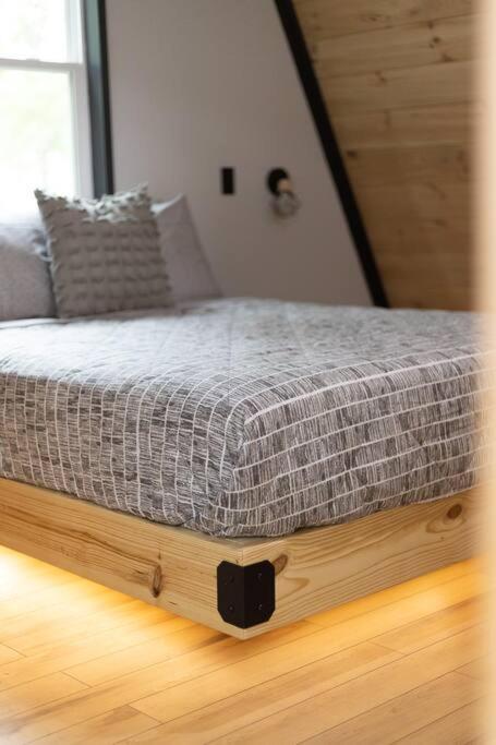 Valhalla Cabins Aframes With Hot Tubs & Sauna Cosby Екстер'єр фото