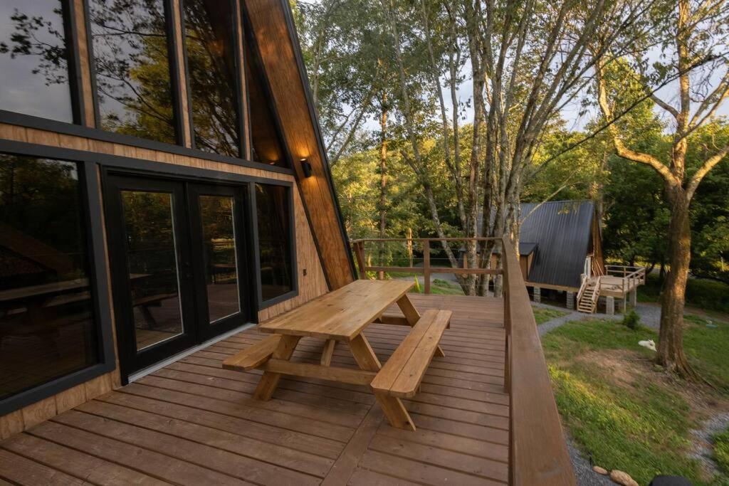 Valhalla Cabins Aframes With Hot Tubs & Sauna Cosby Екстер'єр фото