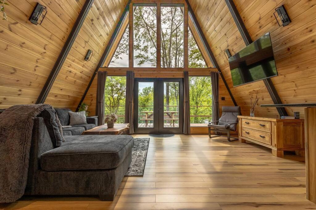 Valhalla Cabins Aframes With Hot Tubs & Sauna Cosby Екстер'єр фото