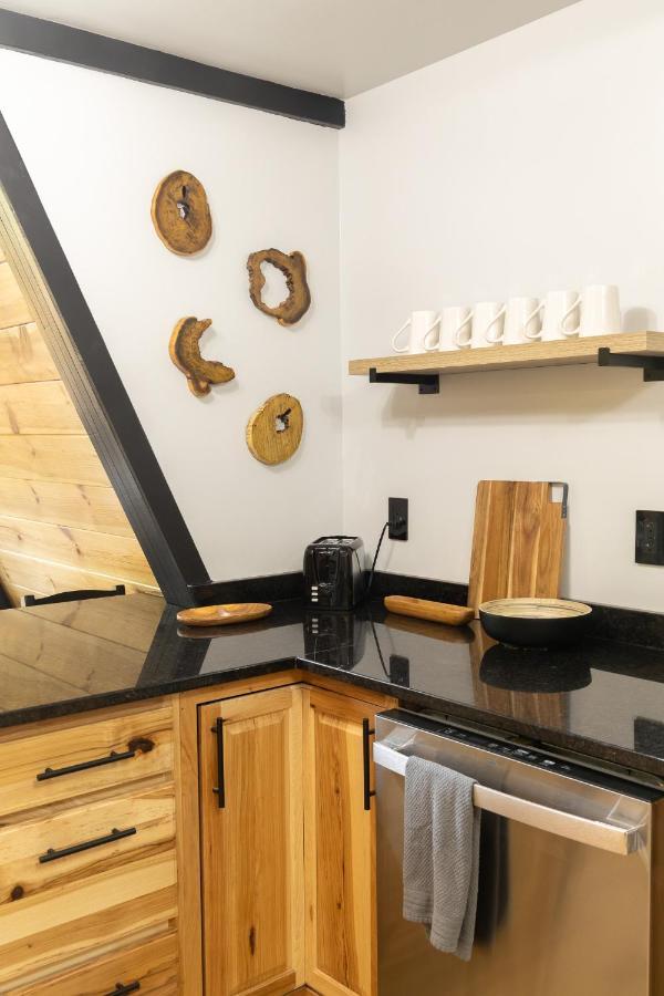 Valhalla Cabins Aframes With Hot Tubs & Sauna Cosby Екстер'єр фото