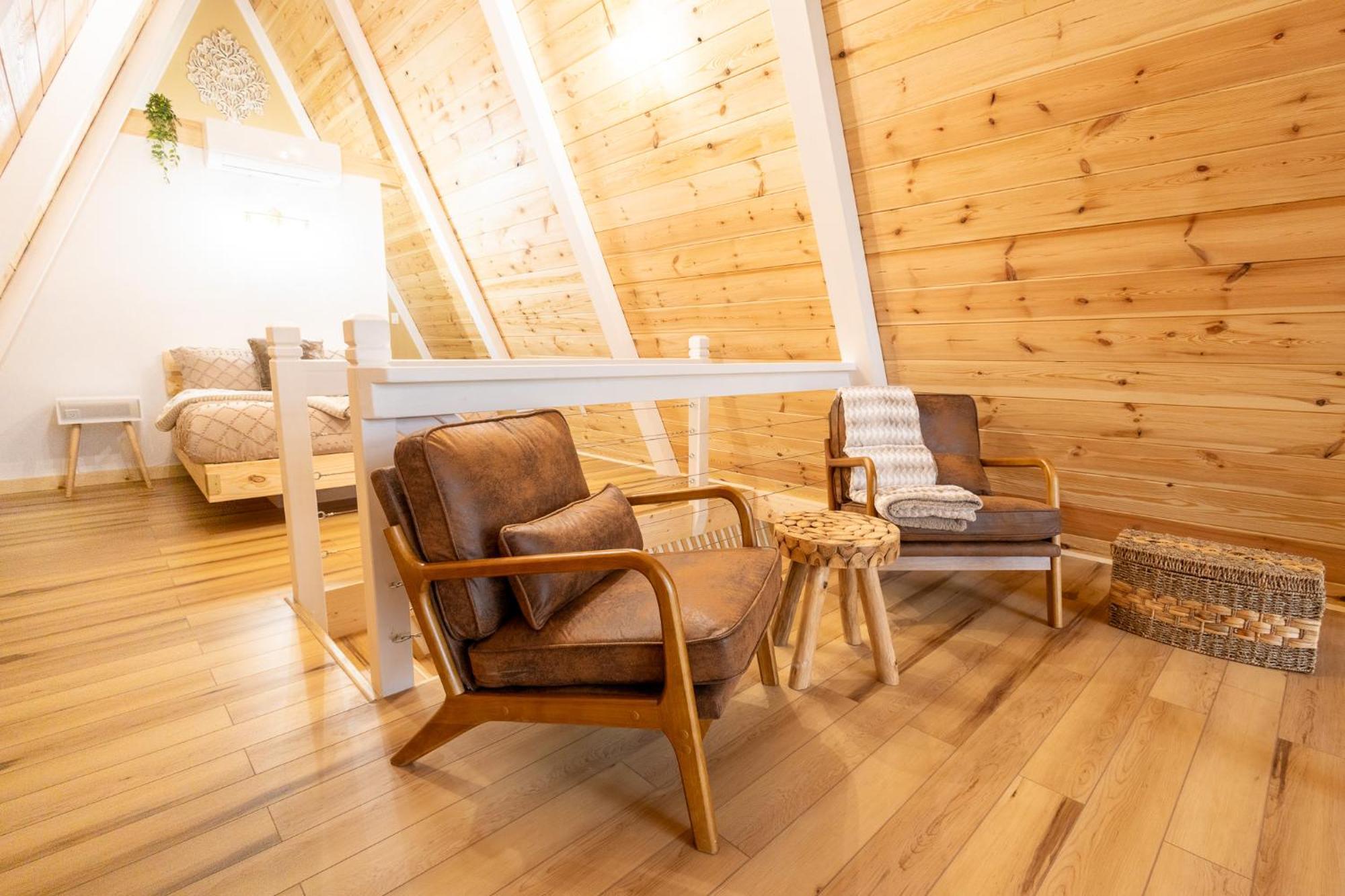 Valhalla Cabins Aframes With Hot Tubs & Sauna Cosby Екстер'єр фото